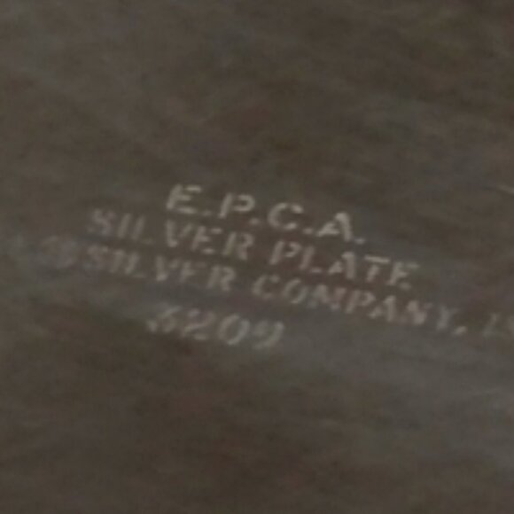 Vintage Chippendale Silverplate 12" Round Footed Platter Tray - Picture 6 of 8